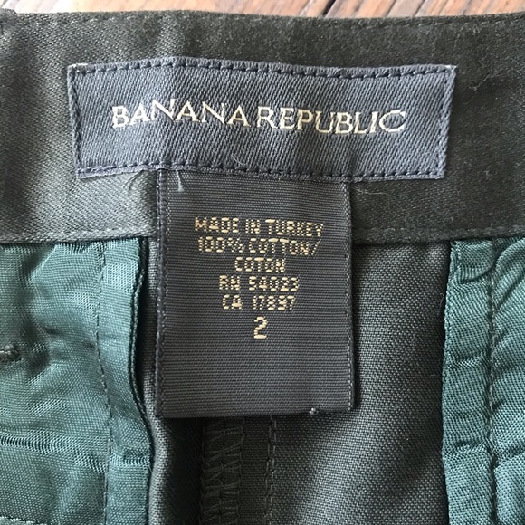 Banana Republic size 2 dark green skirt - Picture 3 of 8